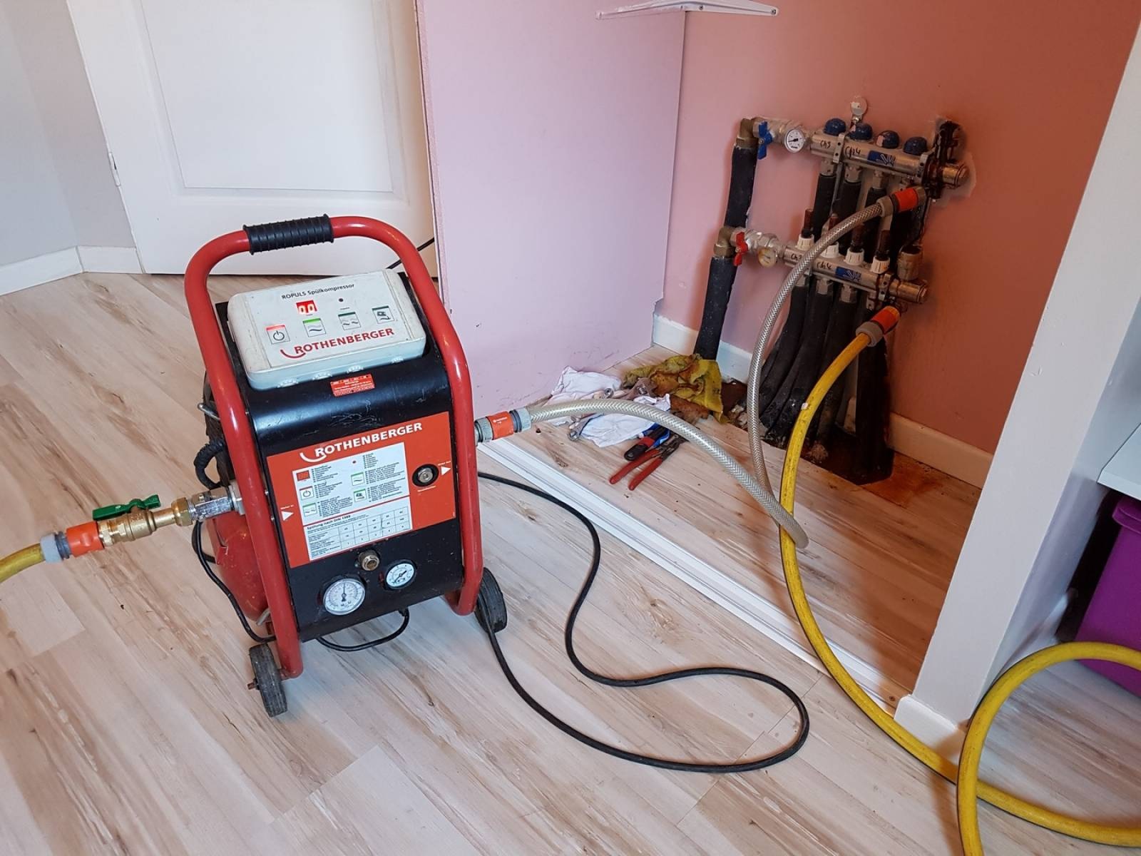 Kartal Topselvi Protherm Petek Temizliği